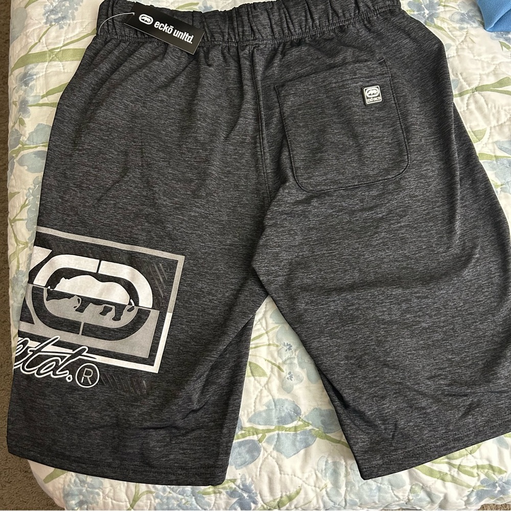 Ecko Unlimited Men's Jet Black Flyknit Athletic Shorts Size Large - Picture 4 of 5